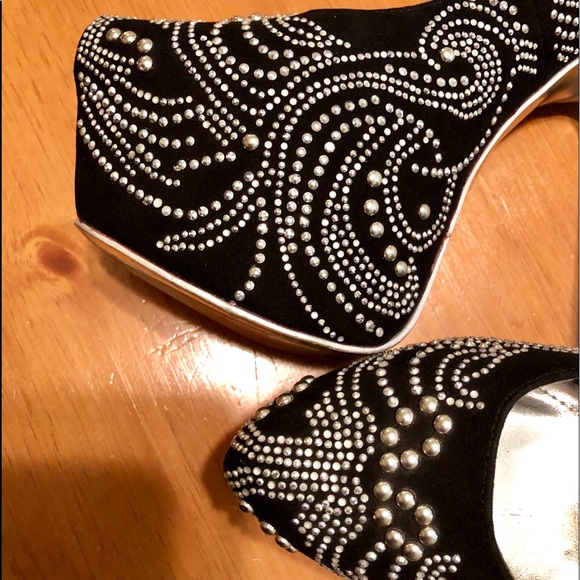 🎉HP🎉👠 Custom Made 👠 - Picture 2 of 8